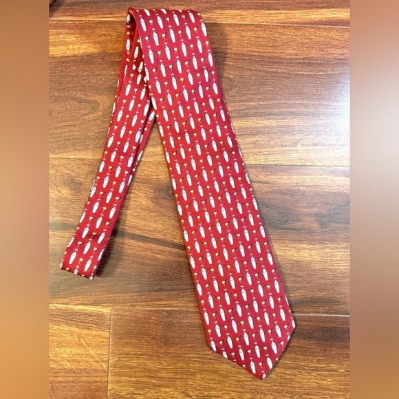 BROOKS BROTHERS Makers Pure Silk Red Party Print Necktie Made in USA - Picture 2 of 9